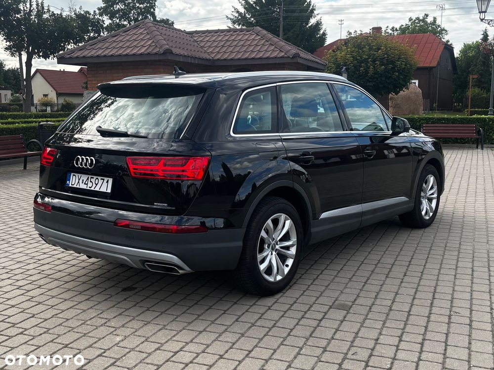 Audi Q7 - 7