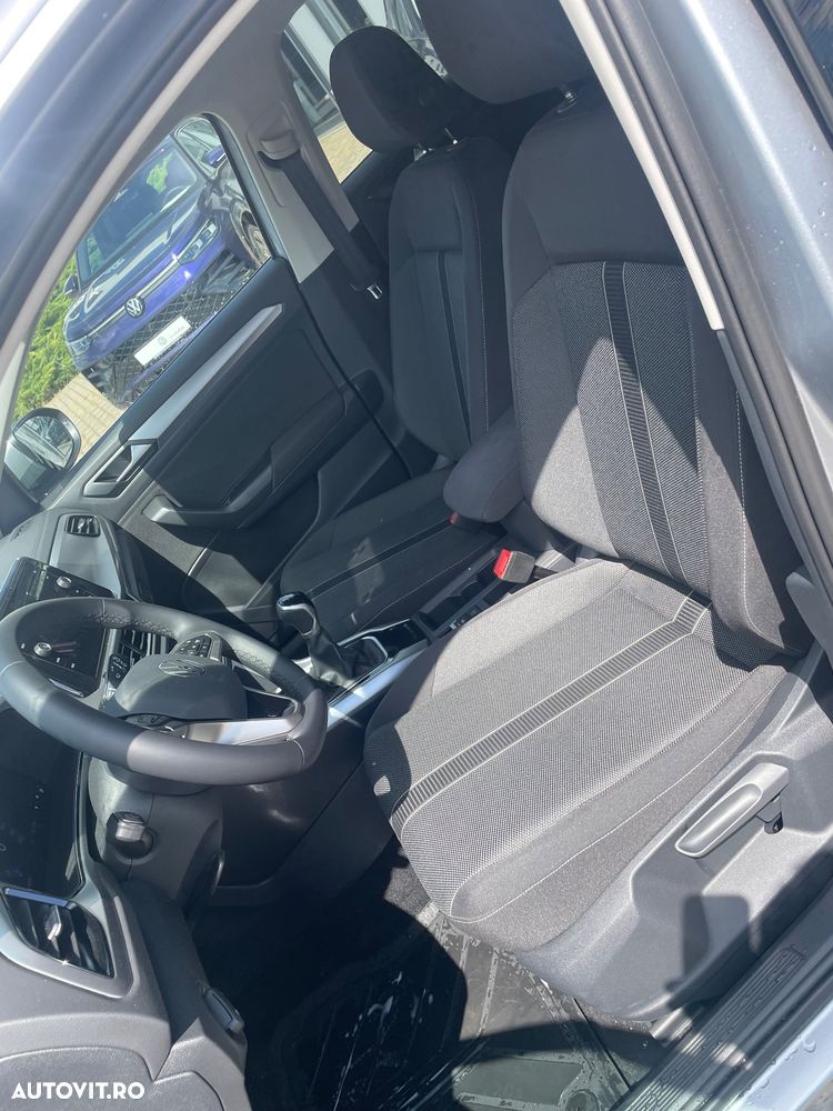 Volkswagen T-Roc - 14