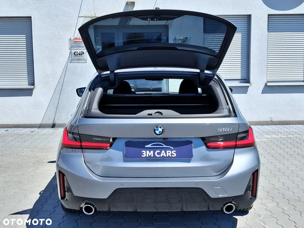 BMW Seria 3 318i M Sport - 30