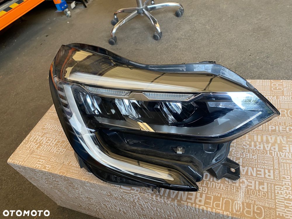 RENAULT CAPTUR 2 II  Kompletna LAMPA PRZEDNIA PRAWA REFLEKTOR PRAWY PRZÓD FULL LED  LEDOWY  EUROPA FULLLED 260104525R Wwa - 2