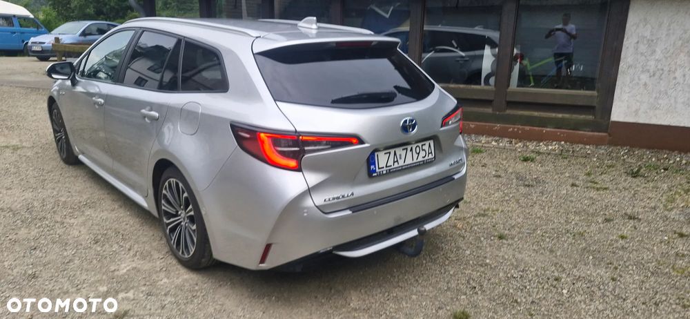 Toyota Corolla 2.0 Hybrid Executive - 4