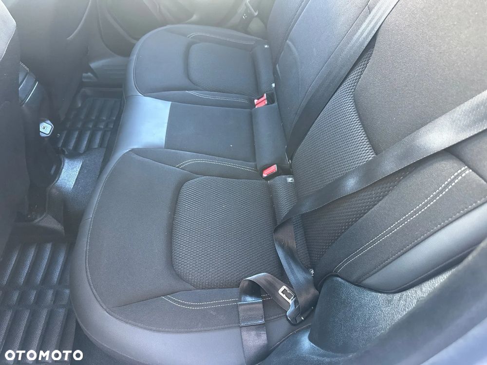Jeep Renegade - 24