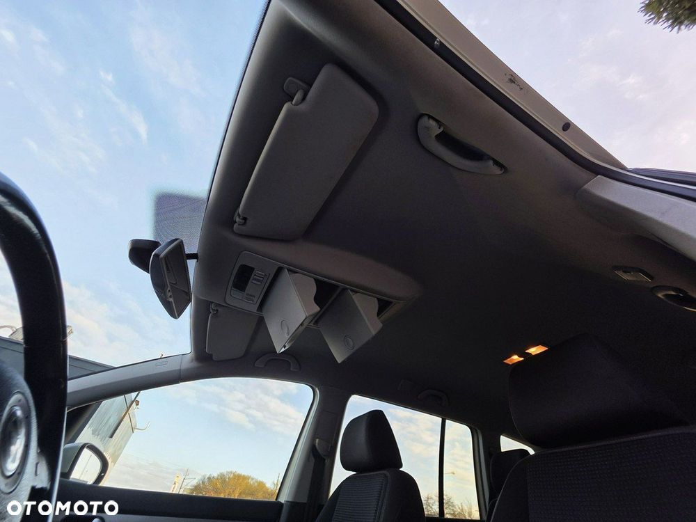 Volkswagen Touran 1.4 TSI Trendline - 19