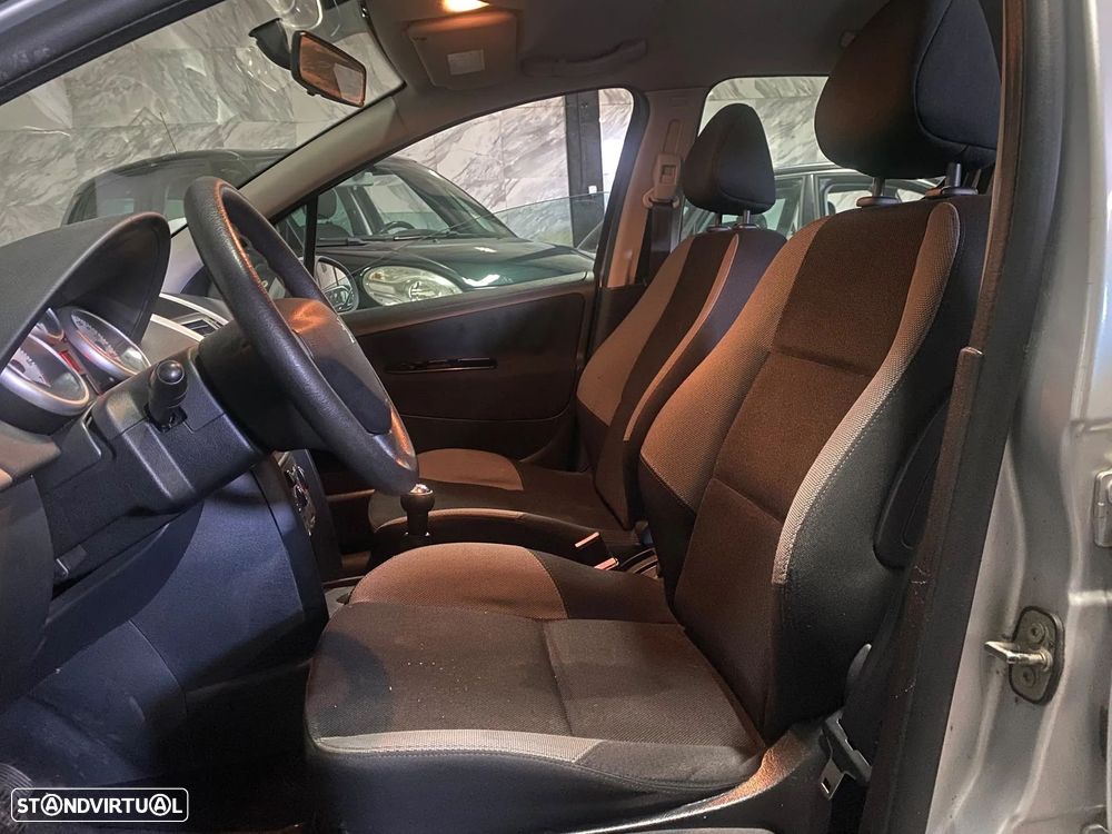 Peugeot 207 1.4 16V Open - 7
