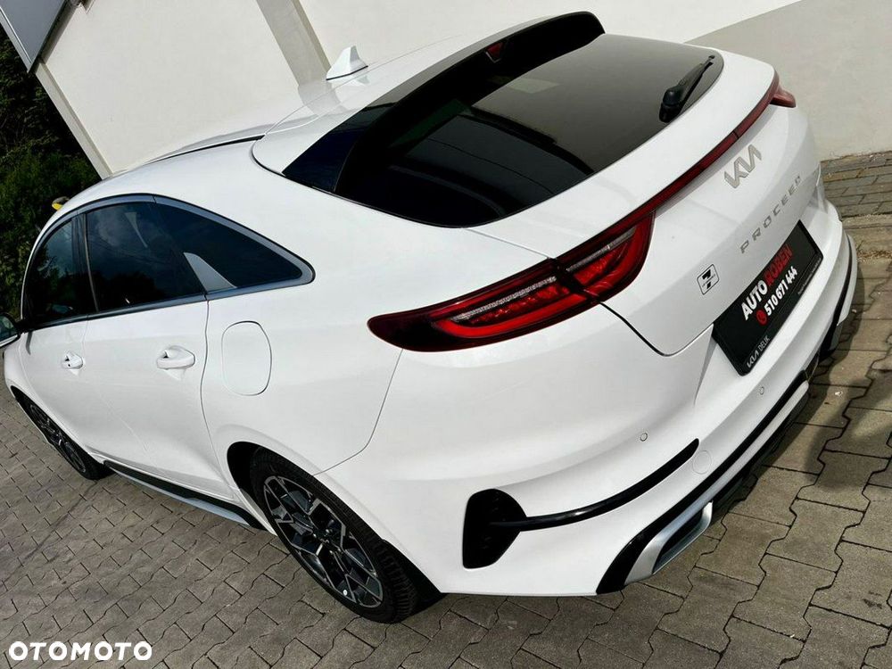 Kia ProCeed - 32
