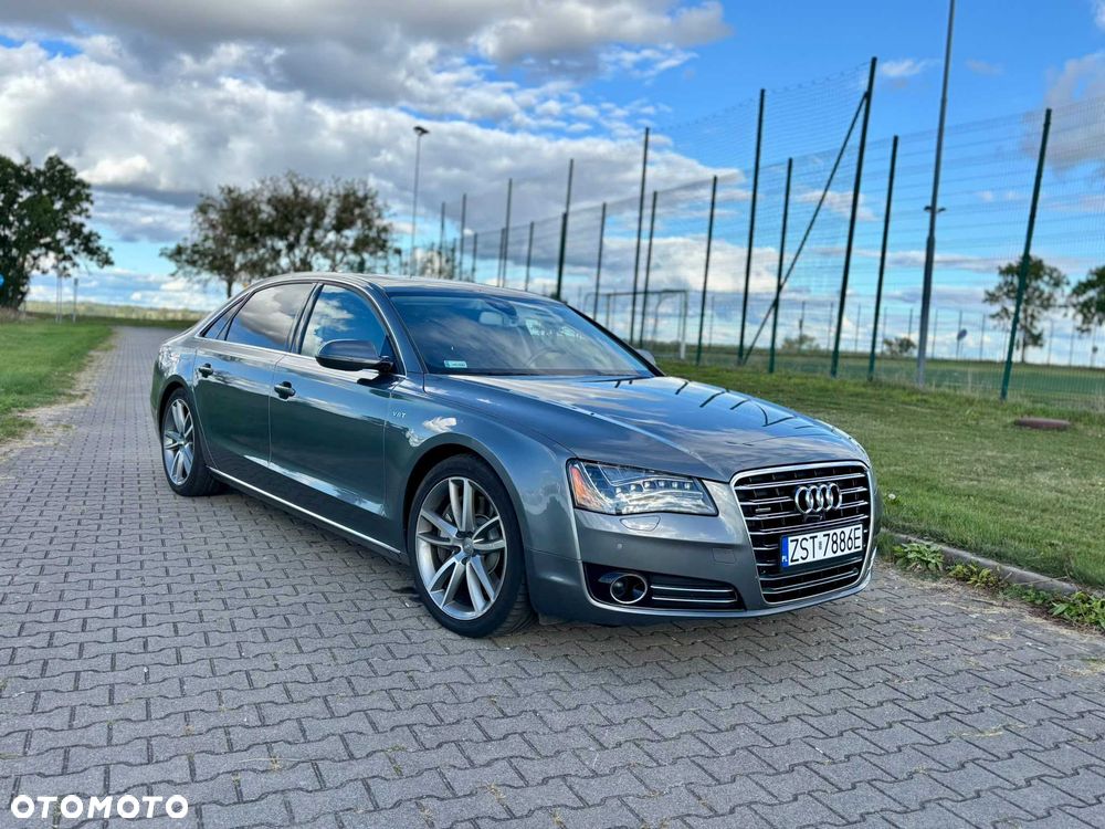 Audi A8 - 1