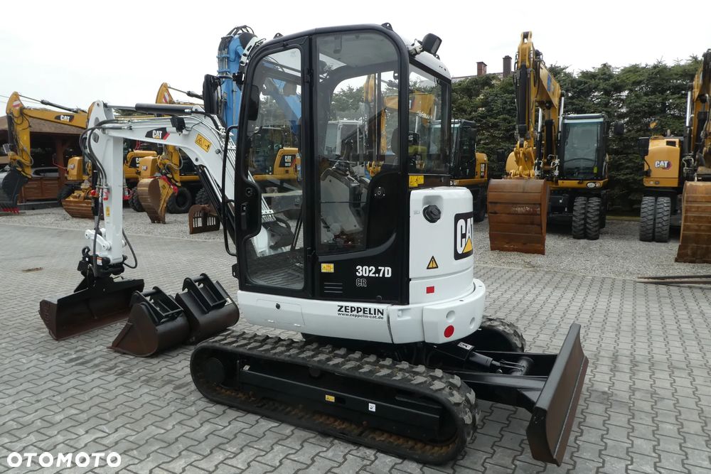 Caterpillar 302,7D CR TRZY ŁYŻKI