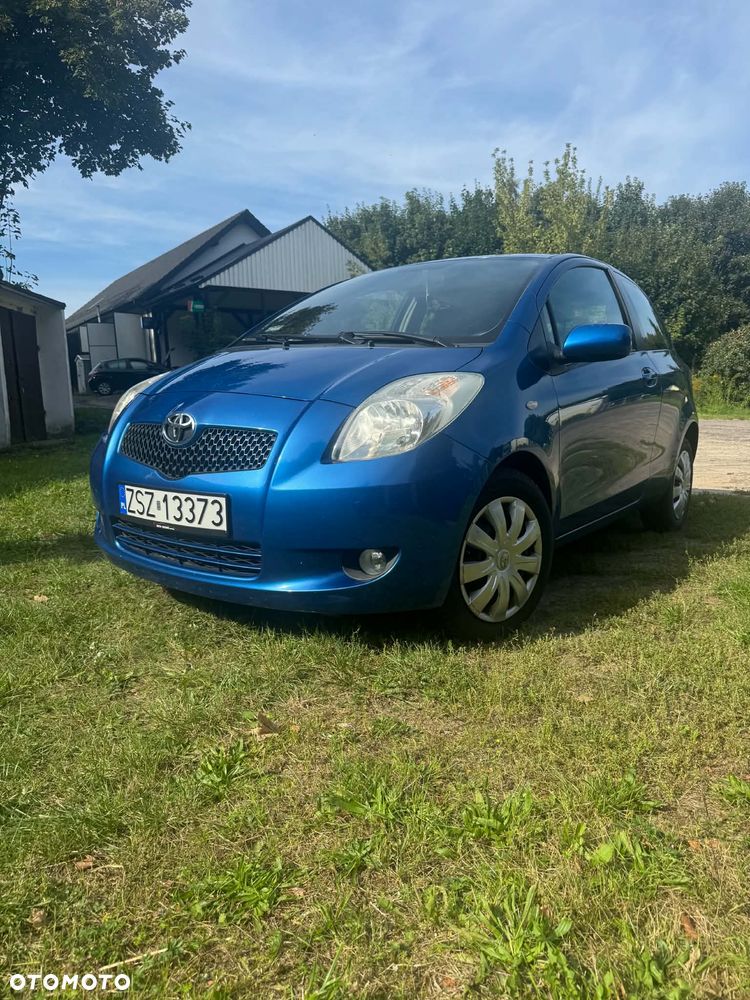Toyota Yaris 1.3 Luna A/C - 1