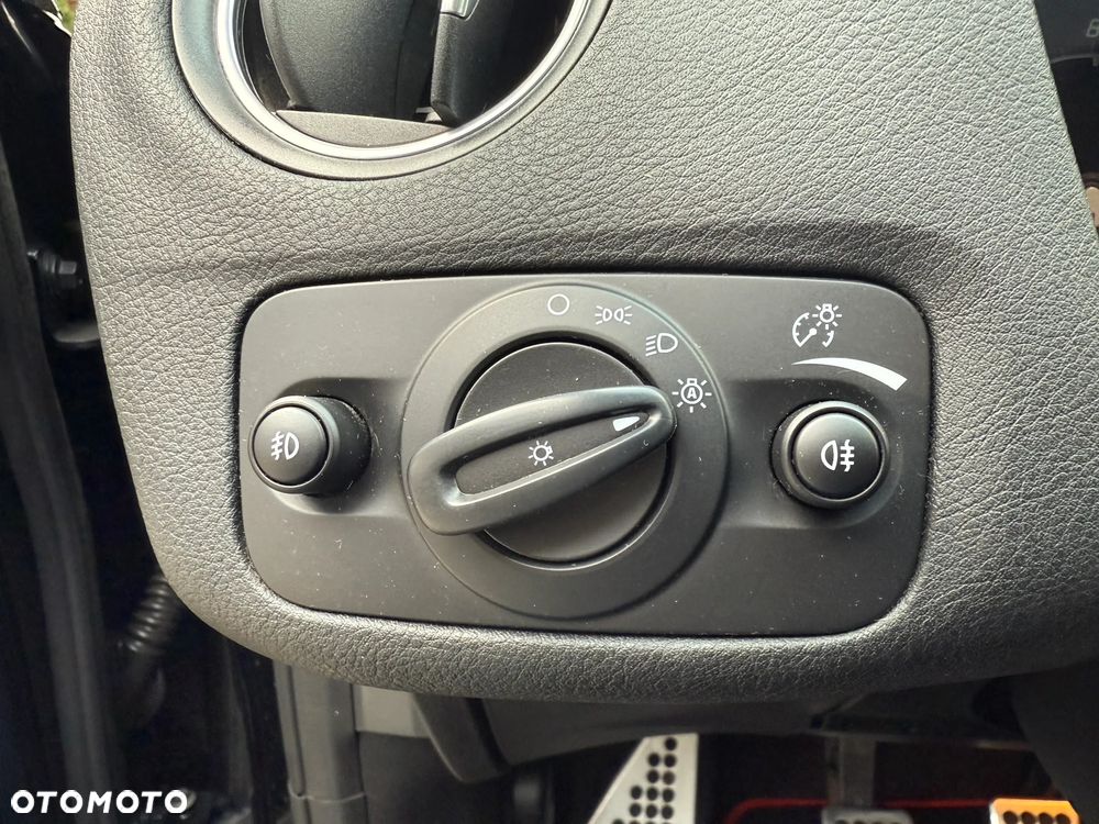 Ford Mondeo 1.6 Eco Boost Start-Stopp Titanium S - 11