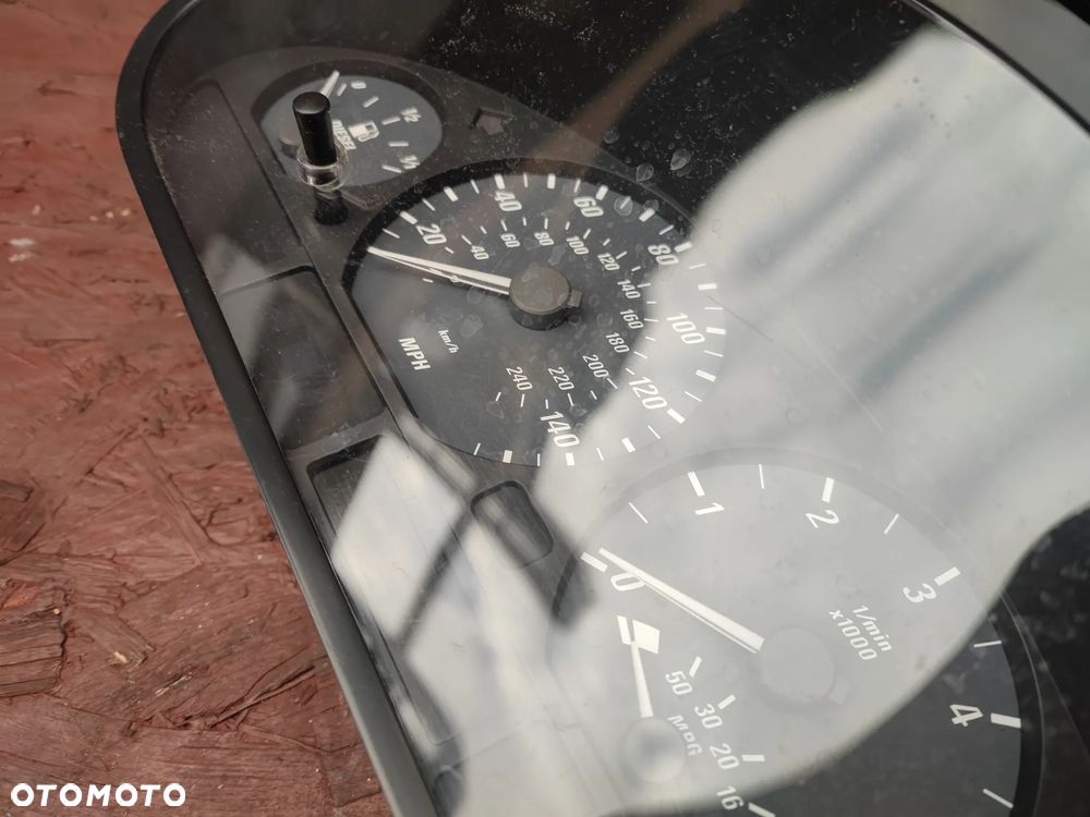 BMW E46 COUPE / CABRIO ORYGINALNY LICZNIK Z WERSJI ANGLIK MANUAL Z WERSJI DIESEL R4 O NR. 6 940 898  OEM SPRAWNY W 100% - 7