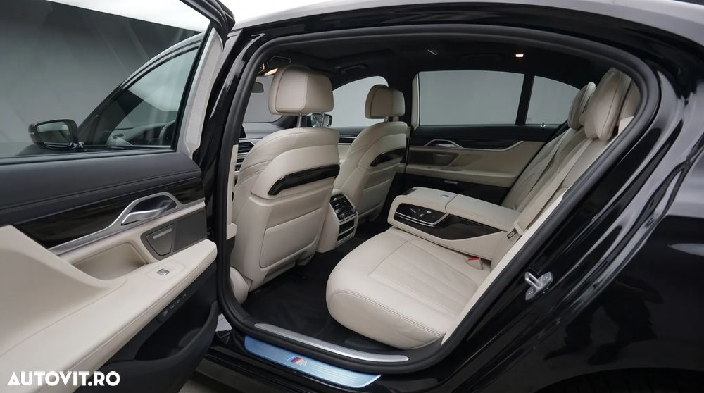BMW Seria 7 - 8