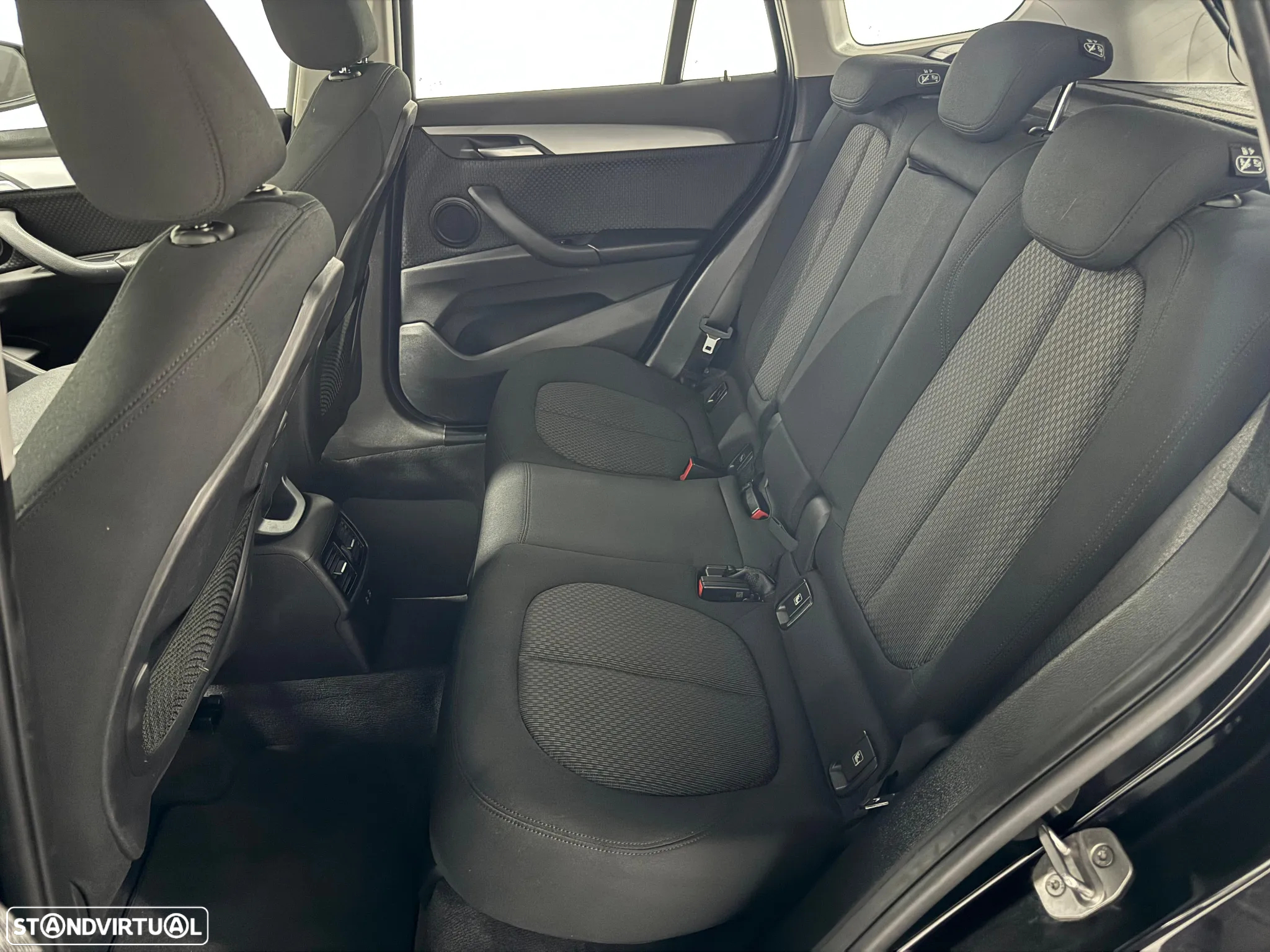 BMW X1 16 d sDrive Advantage - 15