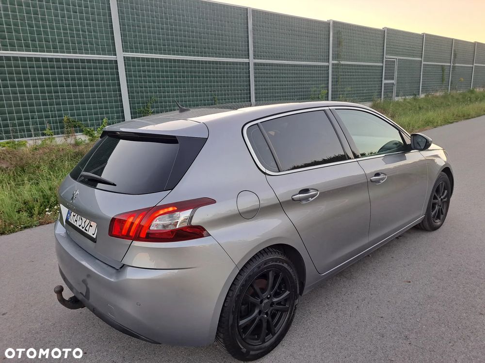 Peugeot 308 - 5