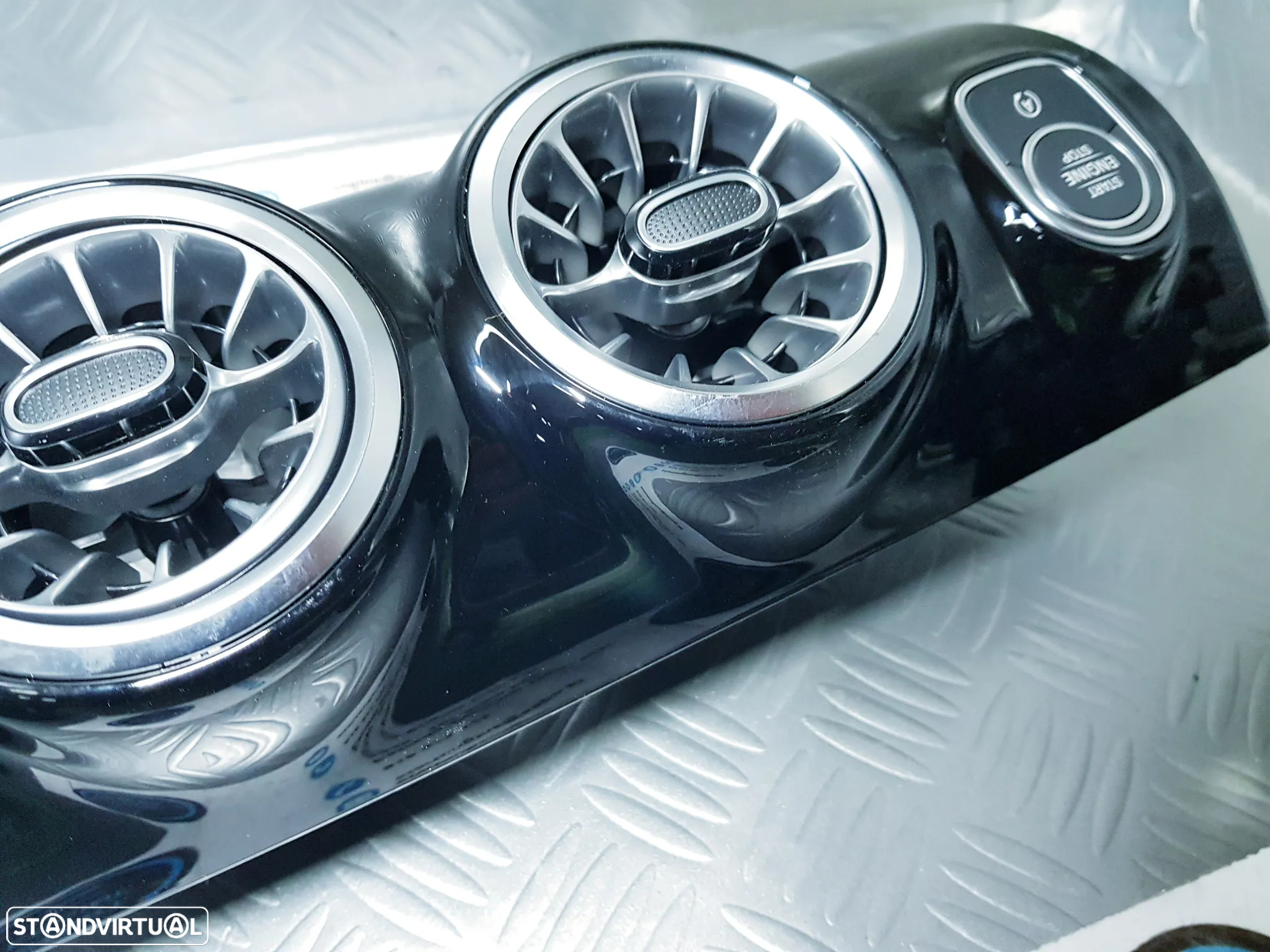 Difusores Saída de Ar Sofagem Mercedes CLA C118 W118 2019-2024 - 2