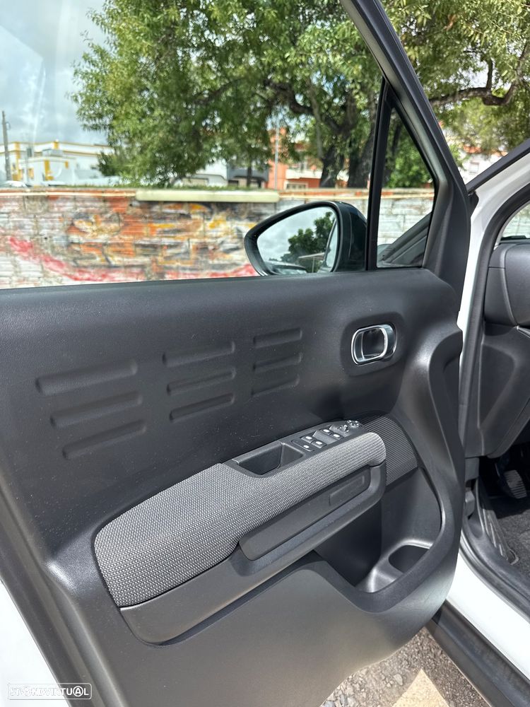 Citroën C3 Aircross PureTech 82 OPF Shine - 8