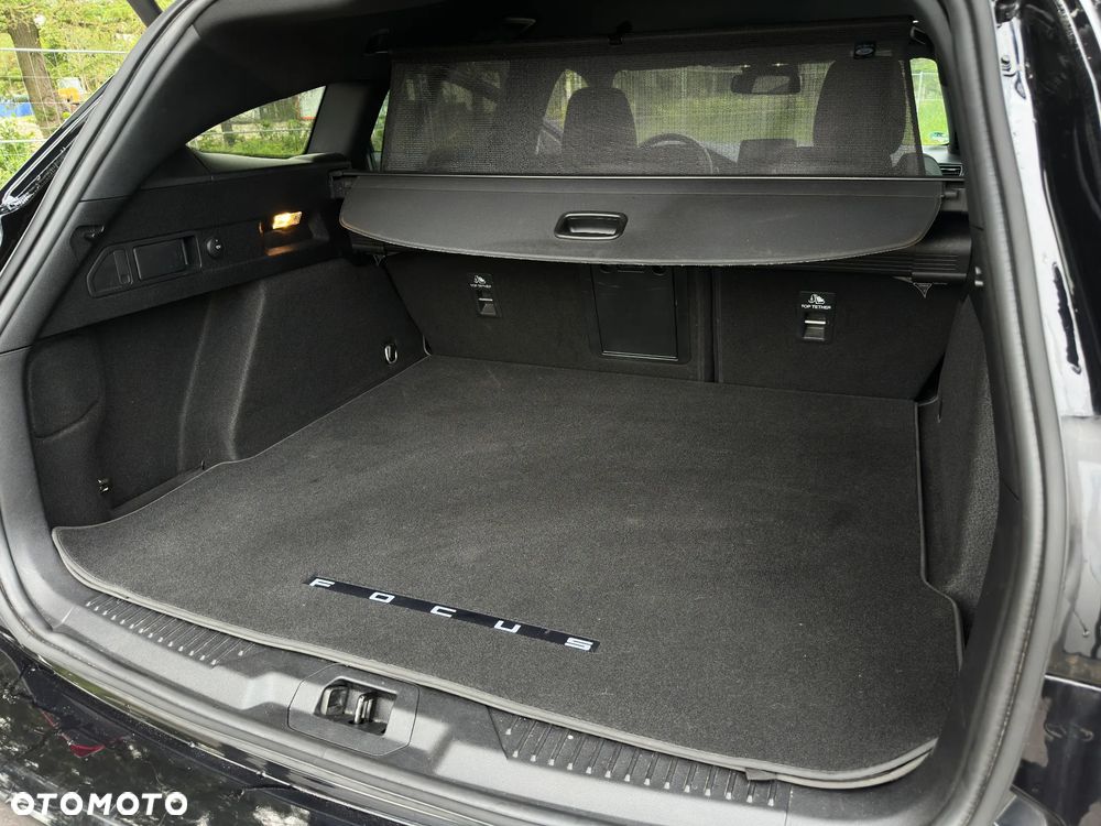 Ford Focus 2.0 EcoBlue ST - 20