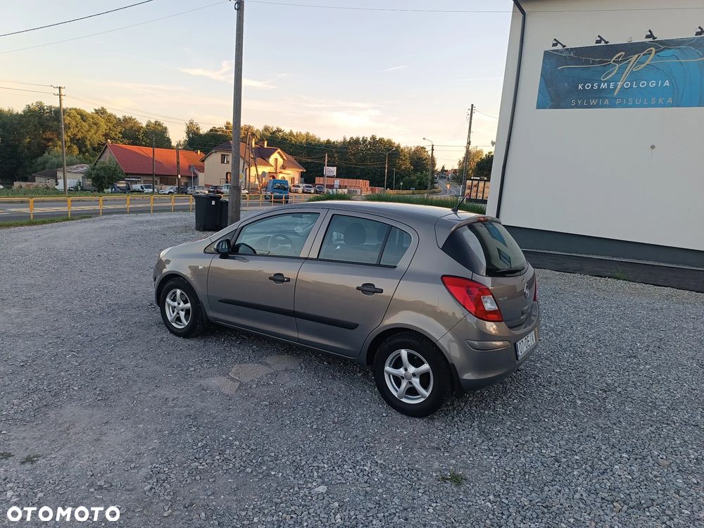 Opel Corsa 1.2 16V Enjoy - 4