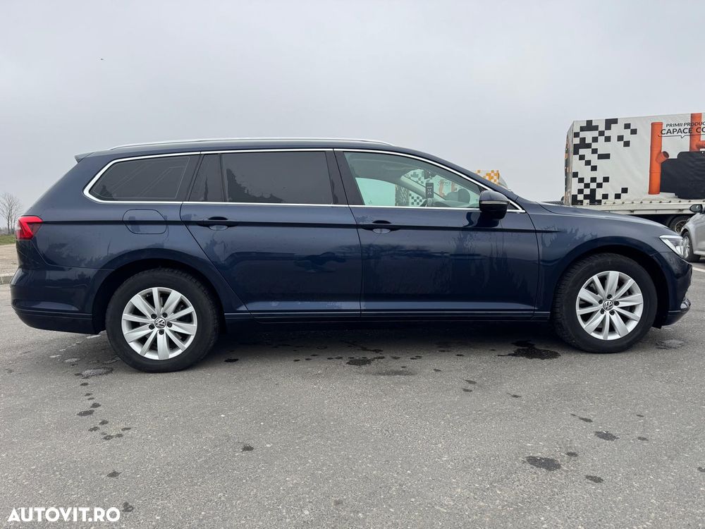 Volkswagen Passat 1.6 TDI Comfortline - 9