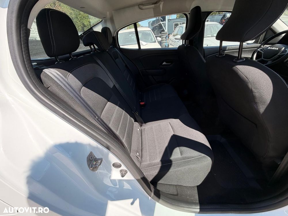 Dacia Logan TCe 90 MT6 Prestige - 20