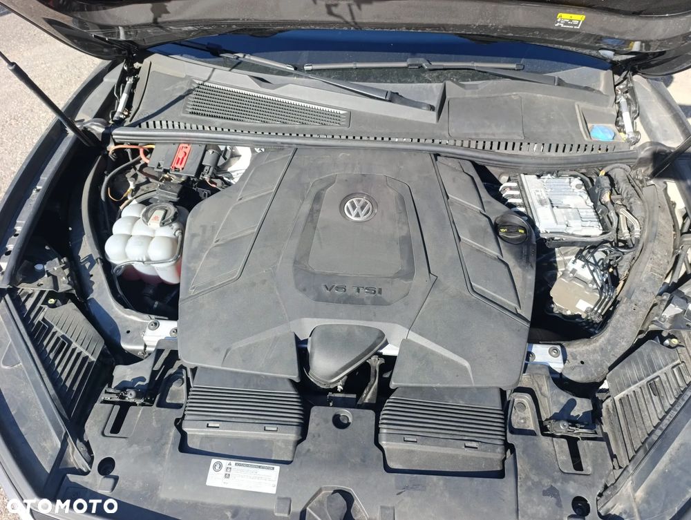 Volkswagen Touareg 3.0 V6 TSI OPF 4Motion R-Line - 9