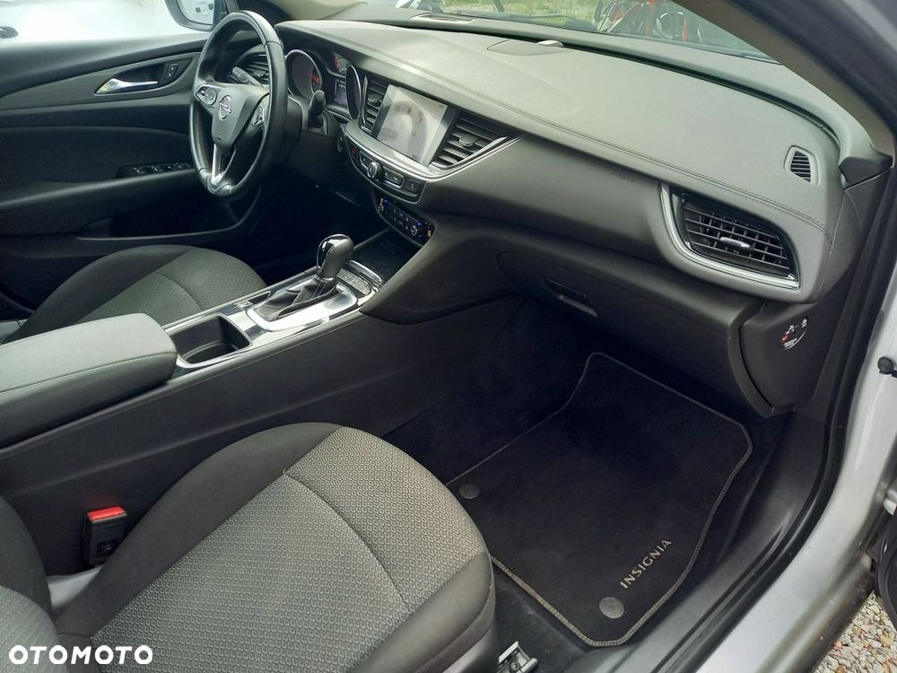 Opel Insignia - 9