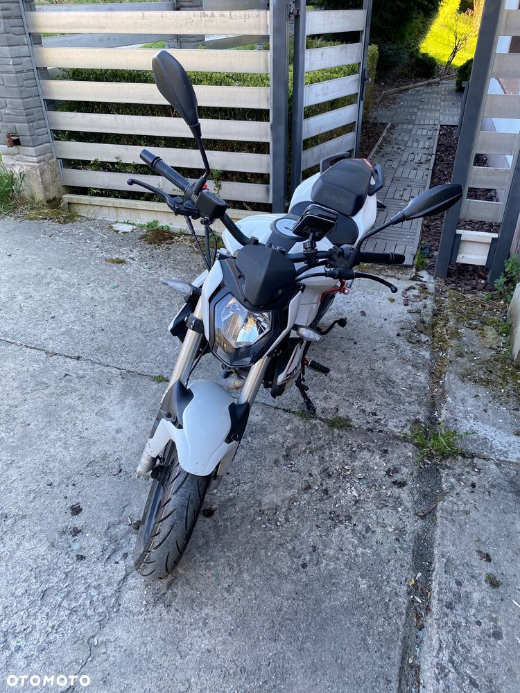 Benelli BN 125 - 6