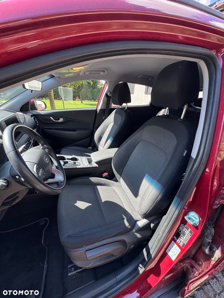 Hyundai Kona Electric 39kWh Executive - 12