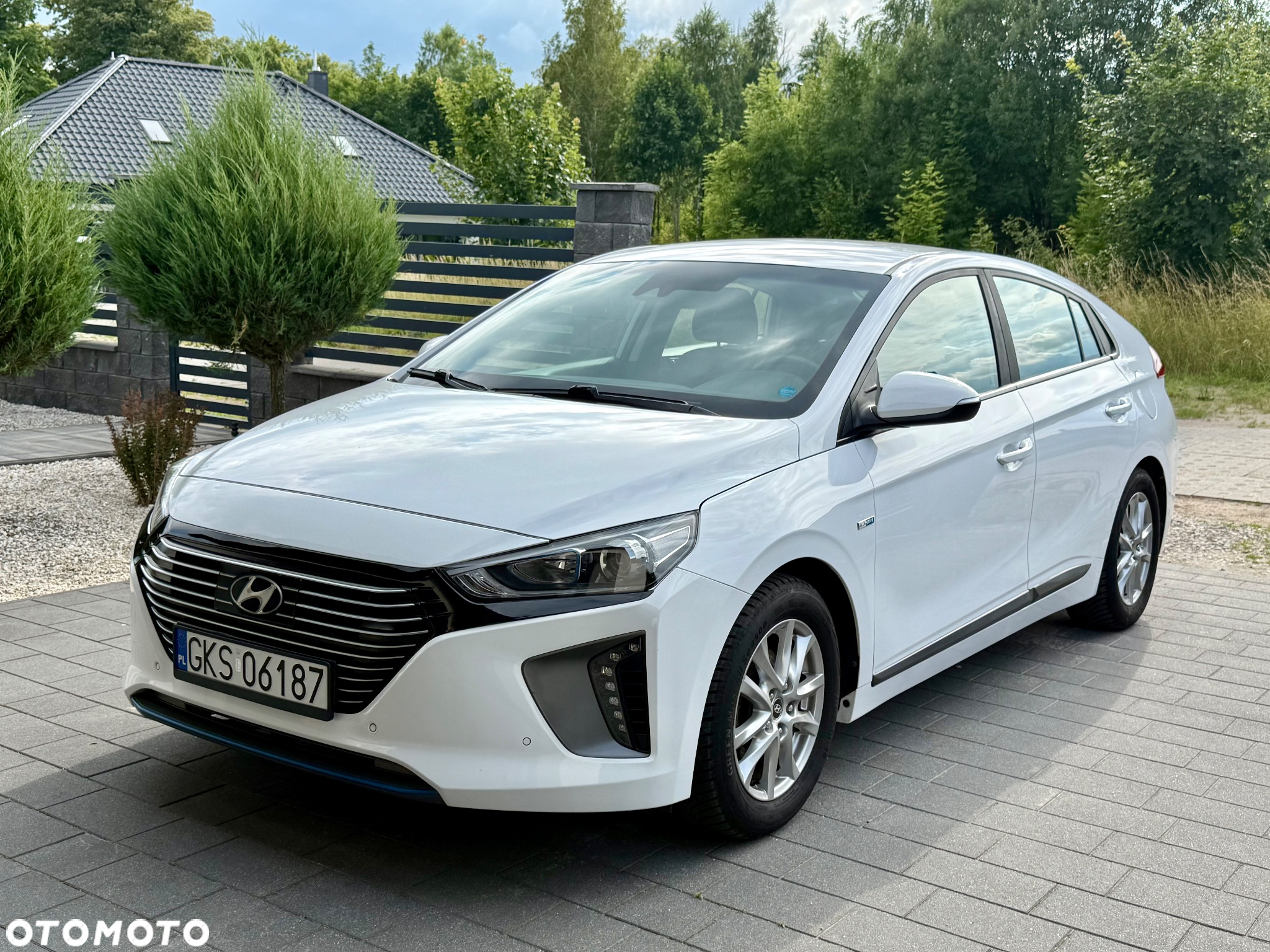 Hyundai IONIQ Hybrid 1.6 GDI Premium - 29