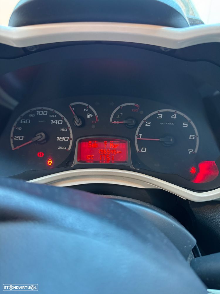 Ford KA 1.2 Tattoo - 13