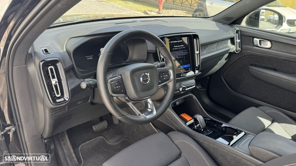 Volvo XC 40 Recharge Plus - 8