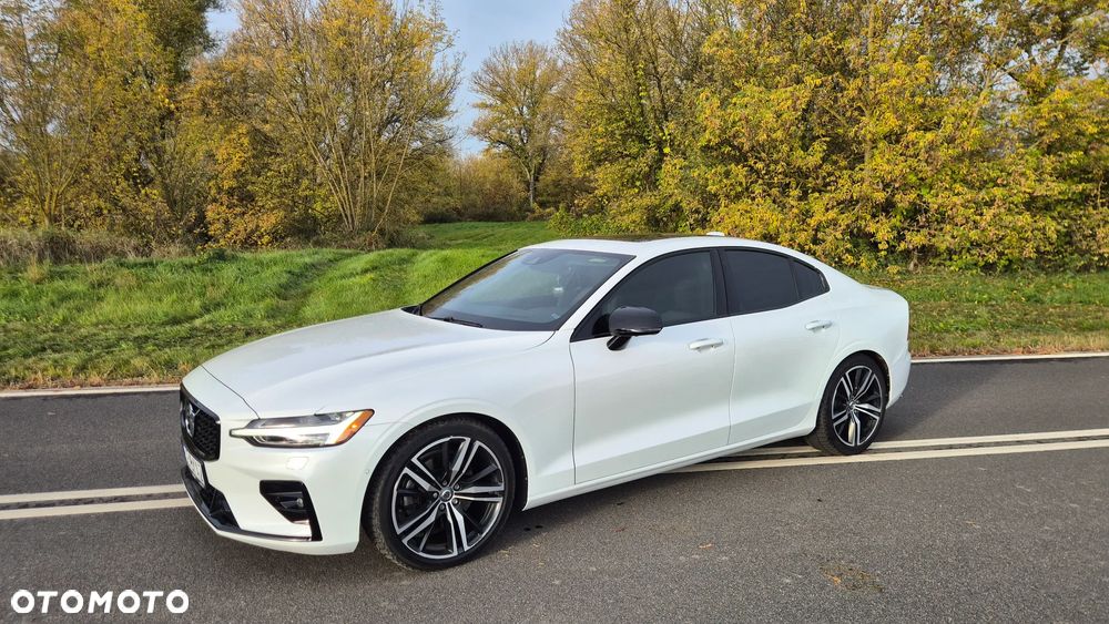 Volvo S60 2021 photo 4