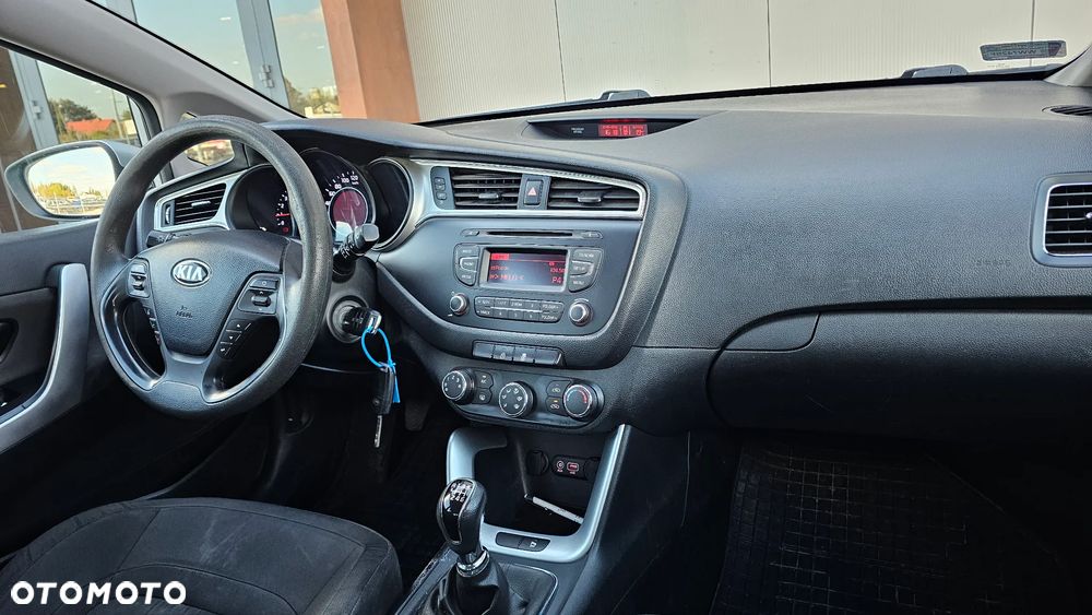 Kia Ceed 1.4 CRDi S - 9
