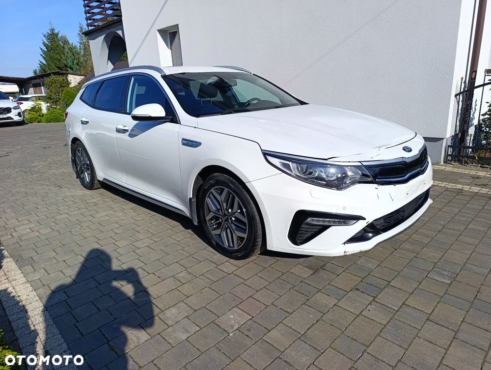 Kia Optima Plug-in Hybrid - 1