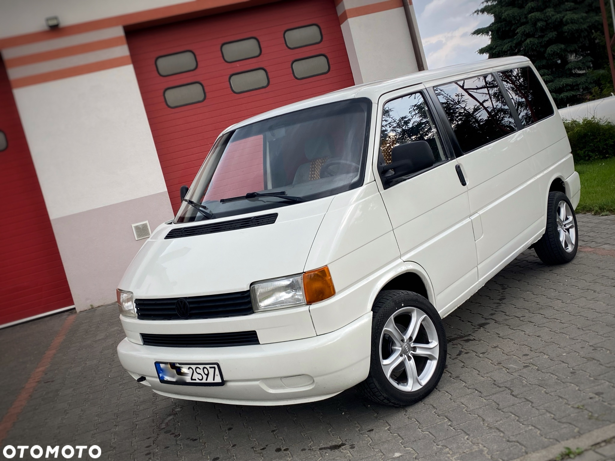 Volkswagen Transporter - 8