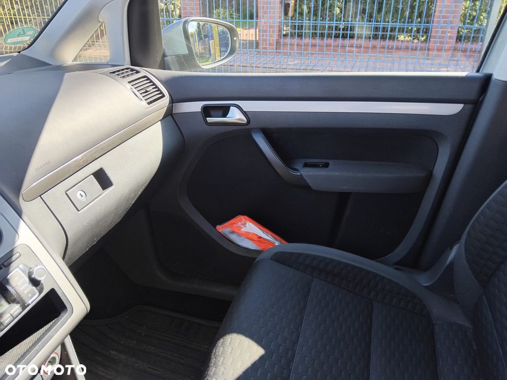 Volkswagen Touran 1.4 TSI Life - 6