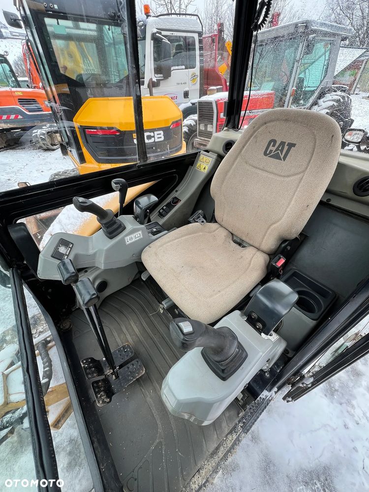 Caterpillar 302.5C * Minikoparka CAT 302.5 * 3 Tony * Długie Ramie * Stan Bardzo Dobry * - 17