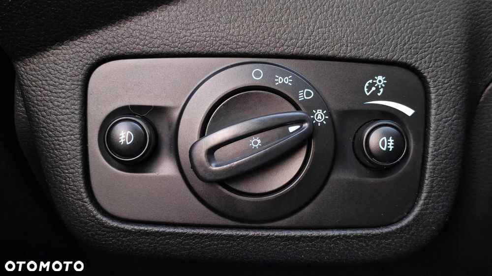 Ford Kuga 2.0 TDCi 4x4 Titanium - 35