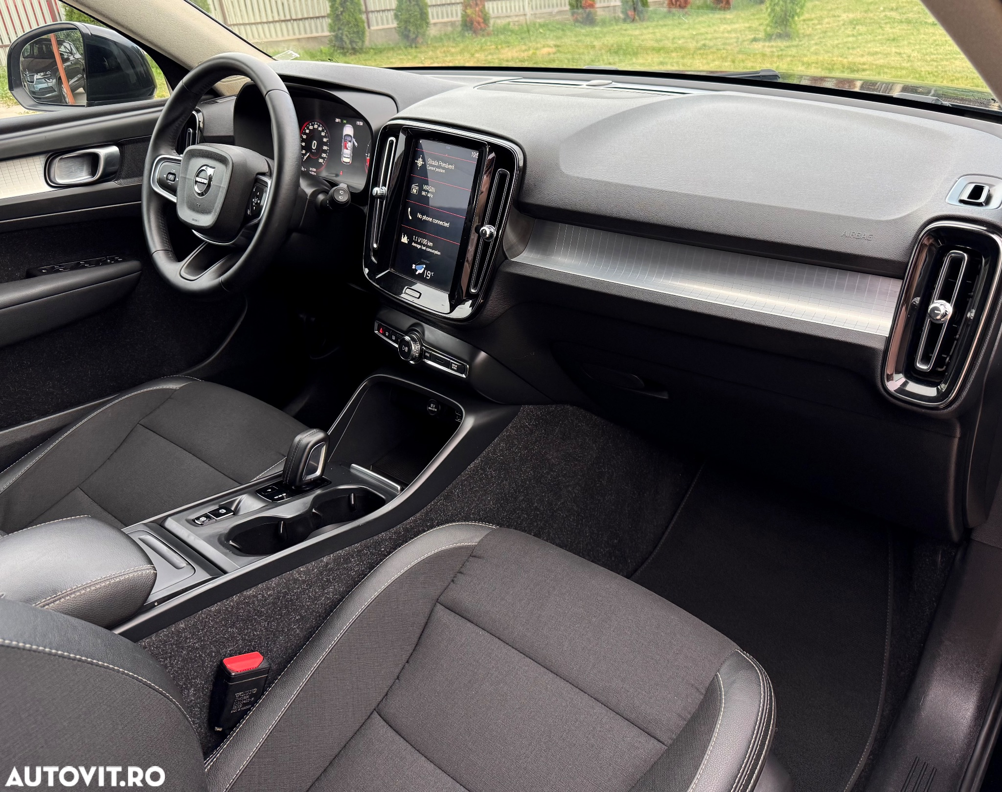 Volvo XC 40 D3 AWD Geartronic Momentum - 12