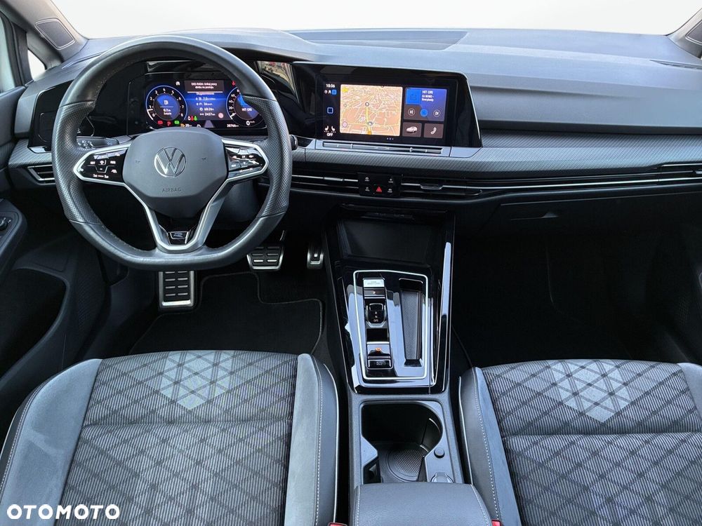 Volkswagen Golf 1.5 eTSI EVO R-Line DSG - 23