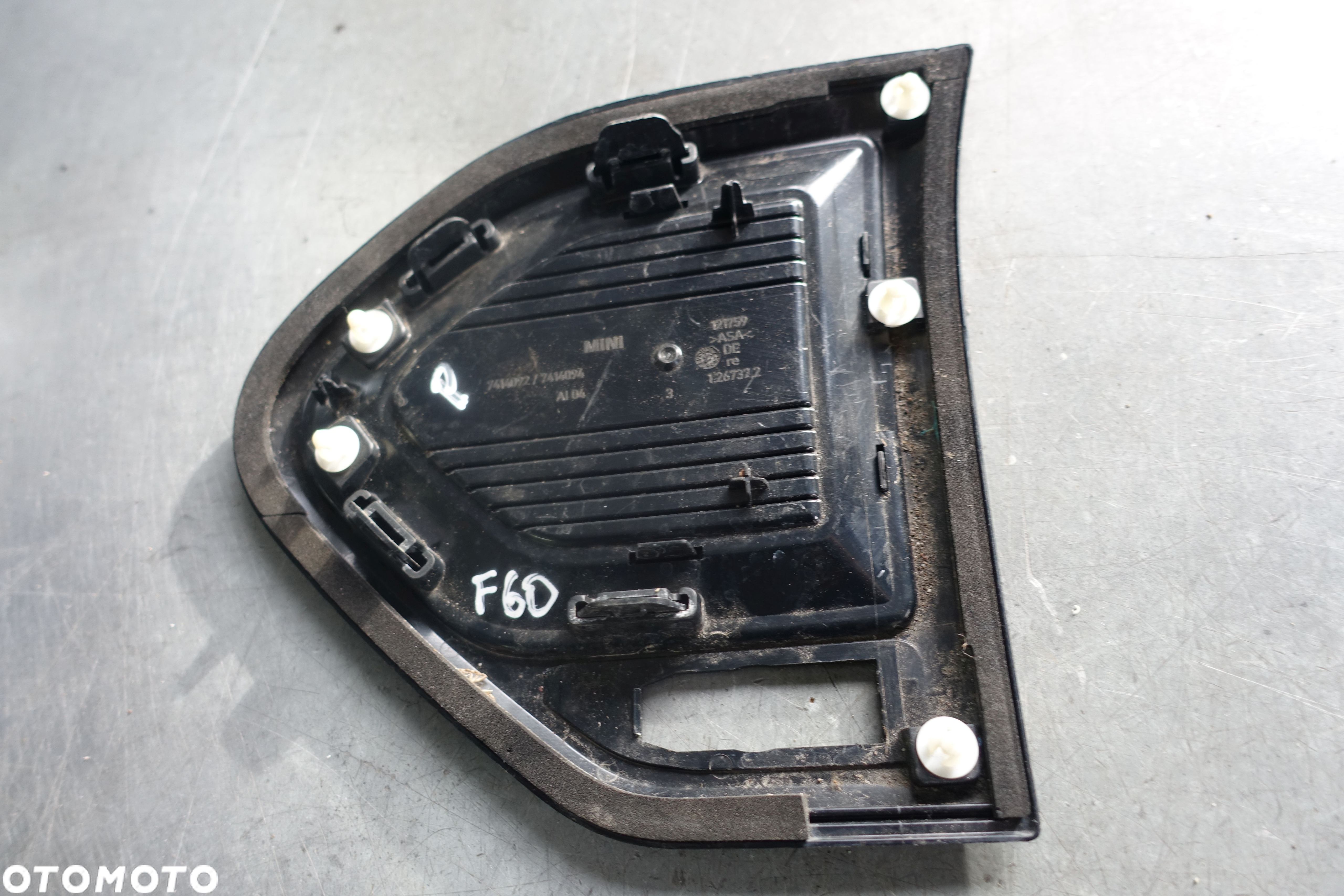 KRATKA  BŁOTNIKA PRAWA MINI COOPER F60 - 2