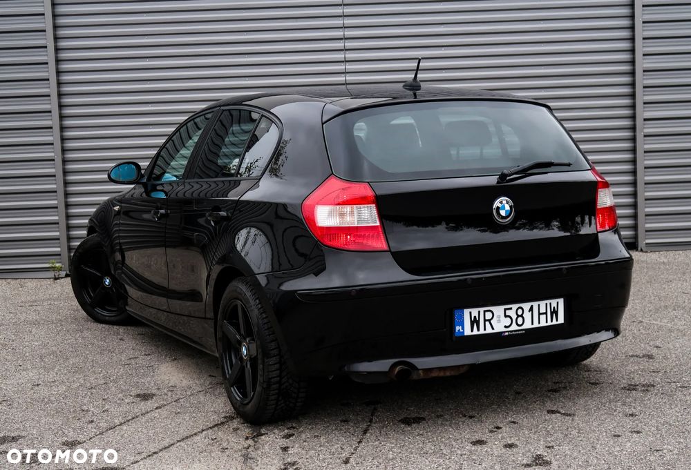 BMW Seria 1 116i - 8