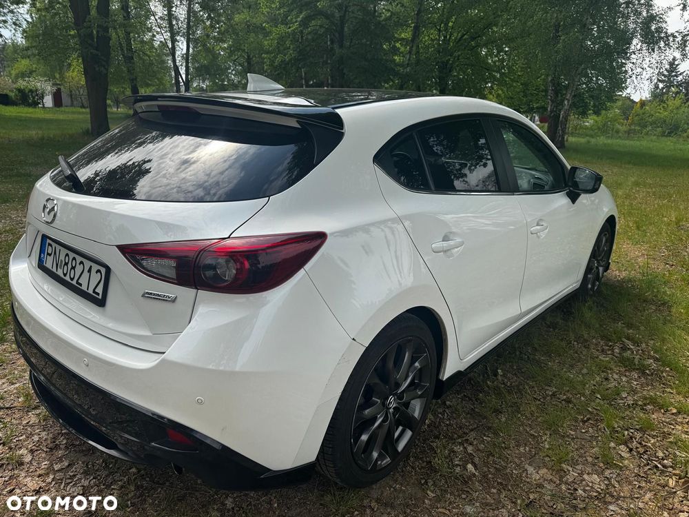 Mazda 3 - 5