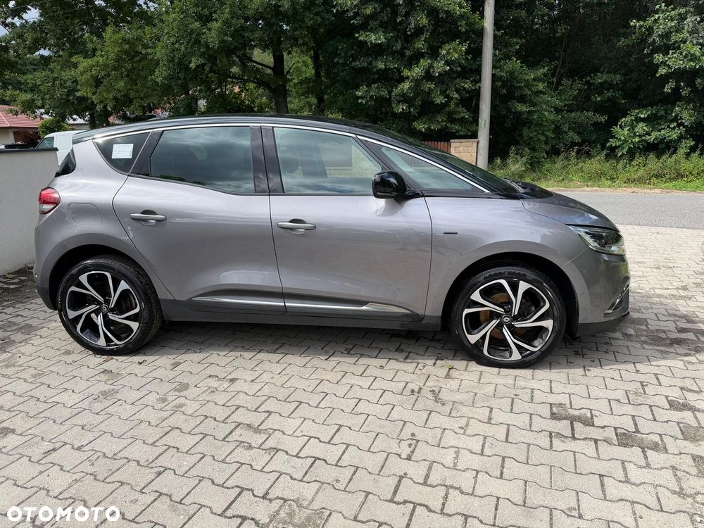 Renault Scenic - 1