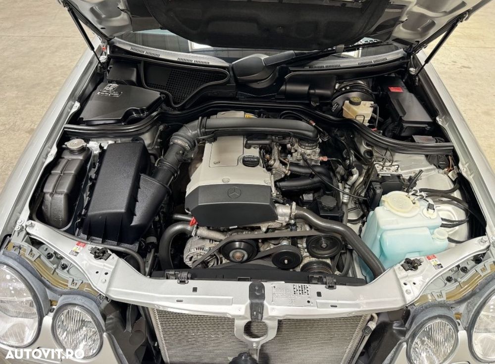 Mercedes-Benz E - 14