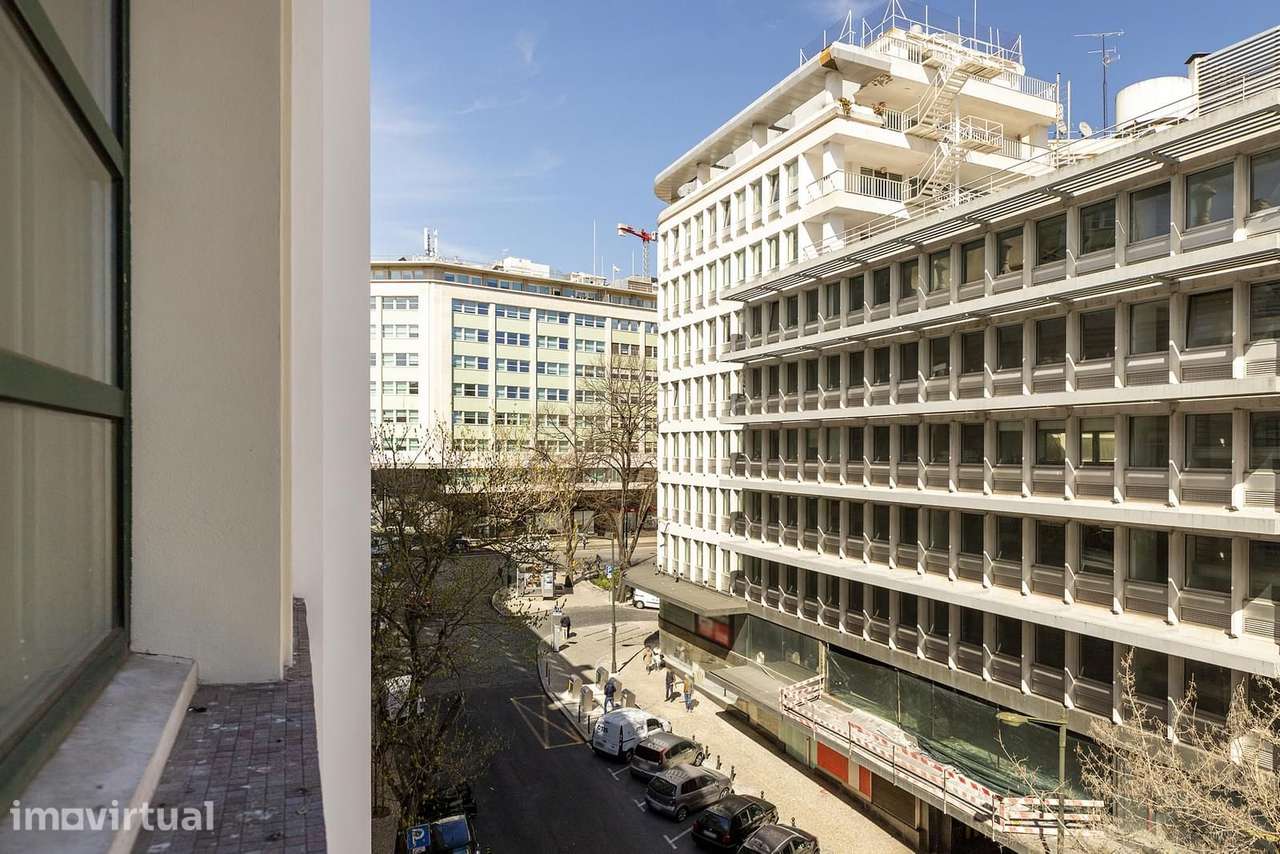 Apartamento T2 com estacionamento, Avenida da Liberdade, Lisboa - Grande imagem: 4/34