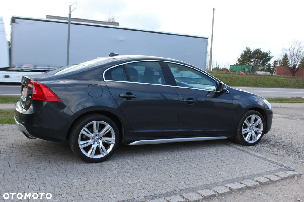 Volvo S60 T3 Summum - 7