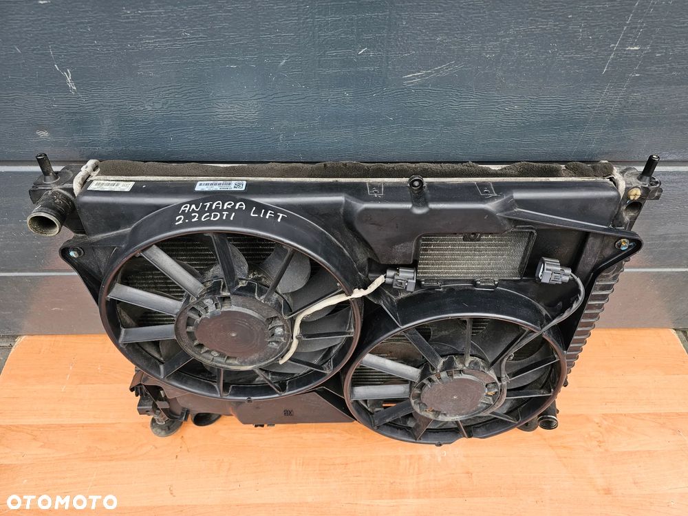 CHŁODNICA WODY INTERCOOLER WENTYLATOR OPEL ANTARA CHEVROLET CAPTIVA 2.2 CDTI PO LIFT - 2