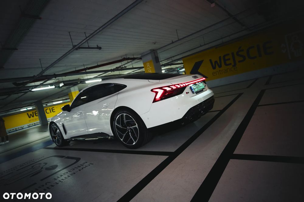 Audi RS e-tron GT - 19