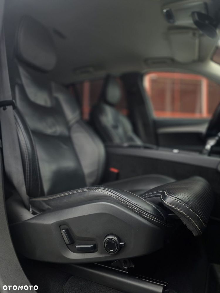 Volvo XC 90 D5 AWD Inscription - 34