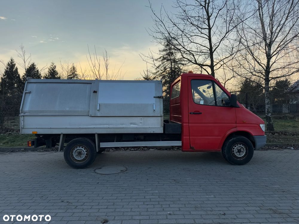 Mercedes-Benz SPRINTER WYWROTKA ŚMIECIARKA - 2